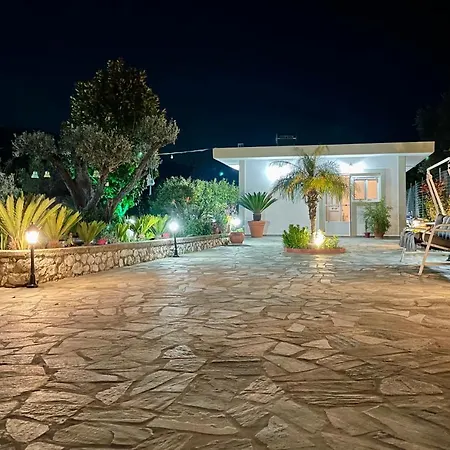 Garden House * Archangelos (Rhodes)