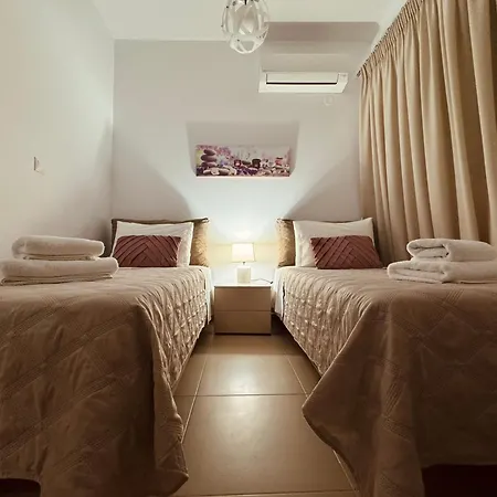 Holiday home Archangelos Garden House *