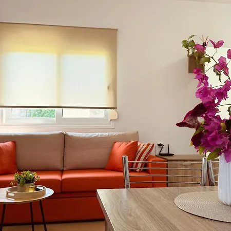 Archangelos Garden House Holiday home *