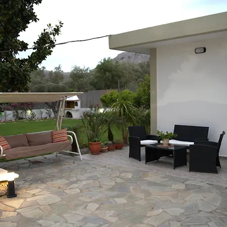 Garden House Archangelos (Rhodes)
