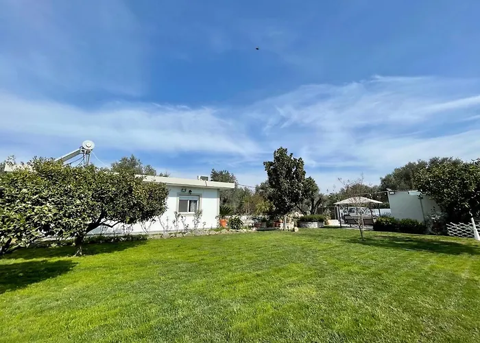 Garden House בית נופש