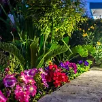 Garden House *