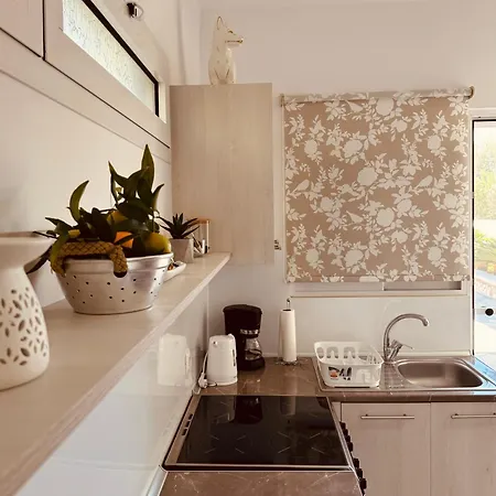 Archangelos Garden House * أرخانجلوس
